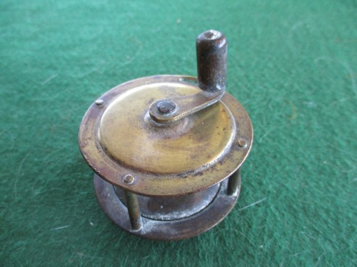 Vintage brass small - , fishing