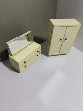 Dolls house 16th scale - house, 1/16th