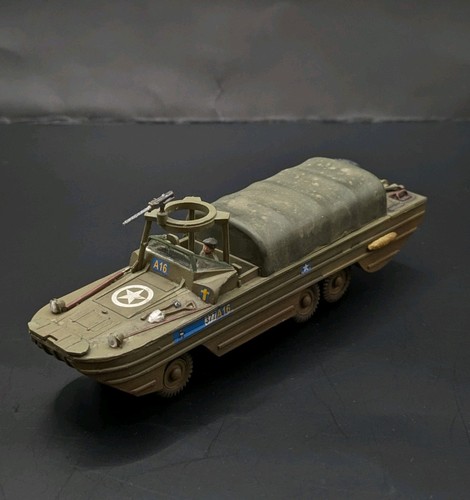 Dukw amphibian model - 1/76,