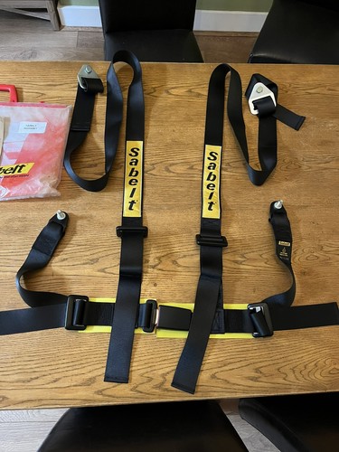 Sabelt point bolt harness - 4,