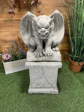 STONE GARDEN GARGOYLE GREMLIN STATUE ON PLINTH ORNAMENT