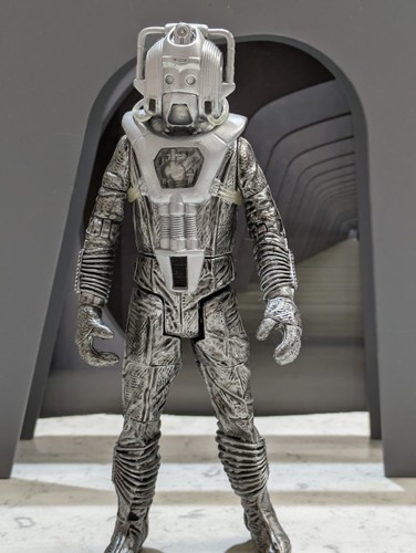 Who classic cyberman action - classic,