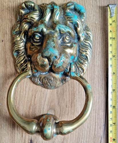 Large vintage solid - solid, lion