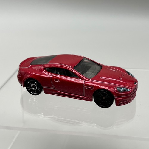 Hot wheels aston martin - aston, dbs