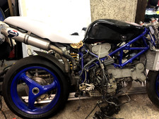 DUCATI 748R BREAKING ROAD AND RACE PARTS AVAILABLE