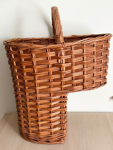 Brown woven wicker stair - brown,