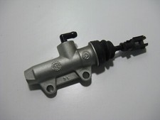 Brake cylinder rear brake pump