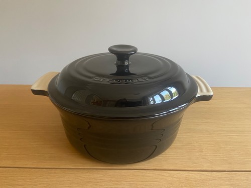 Creuset stoneware gloss - le,
