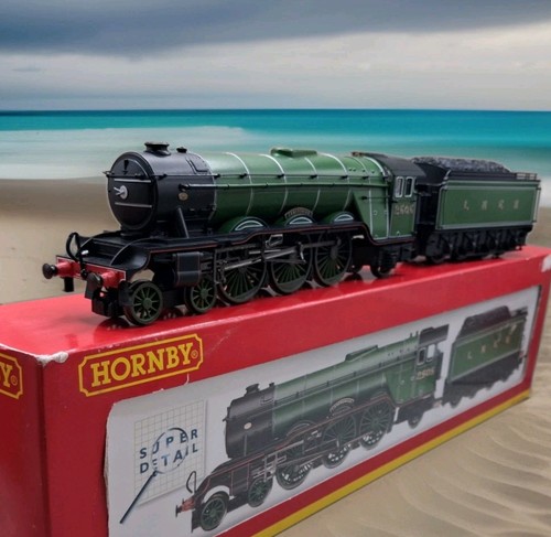 Boxed hornby r2103 cameronian - boxed,
