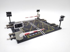 Hornby R636 Crossing Lifting