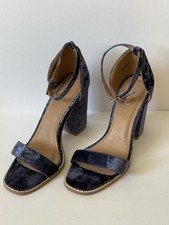 Bebo Blue Velvet Heel UK4