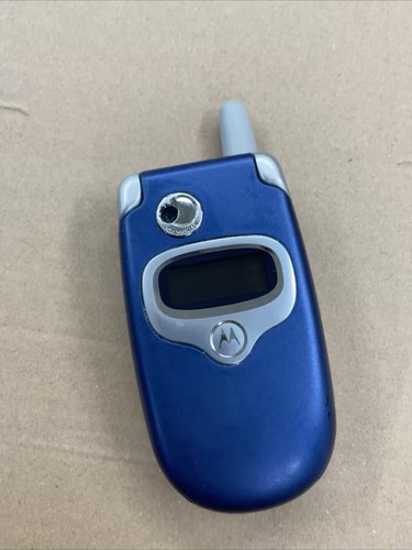 Motorola v300 flip phone - motorola,