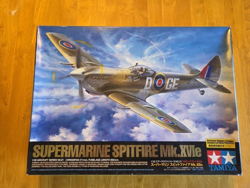Tamiya 300060321 spitfire - tamiya,