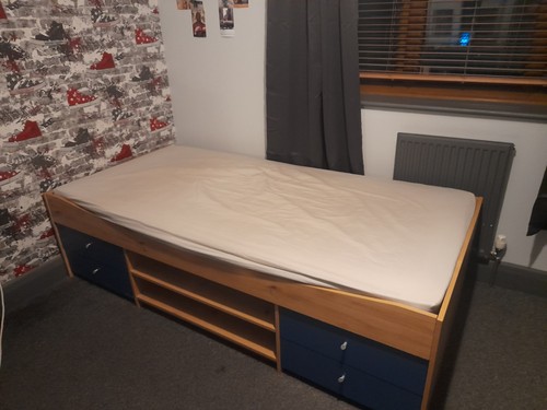 Kids cabin bed - cabin, storage