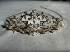 MONSOON GIRL GOLD PEARL