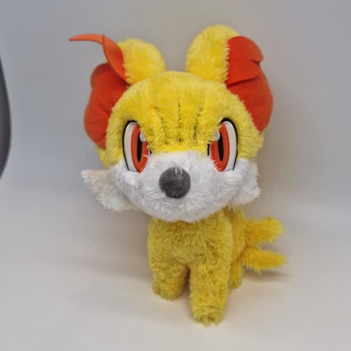 Fennekin official pokemon - fennekin,