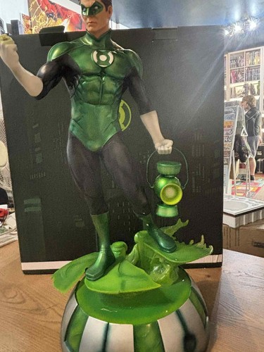Sideshow green lantern premium - green,