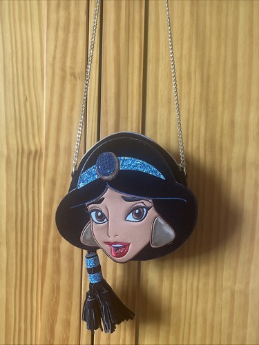 Disney danielle nicole aladdin - disney,