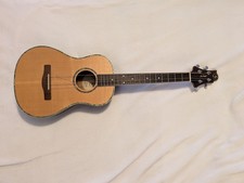 Samick UK-70B Baritone Ukulele