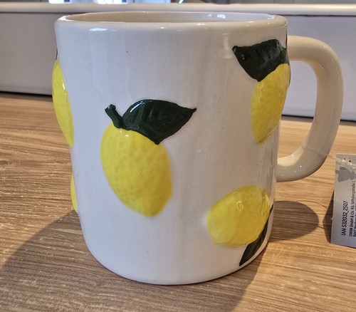 Lemon design textured - textured, ceramic