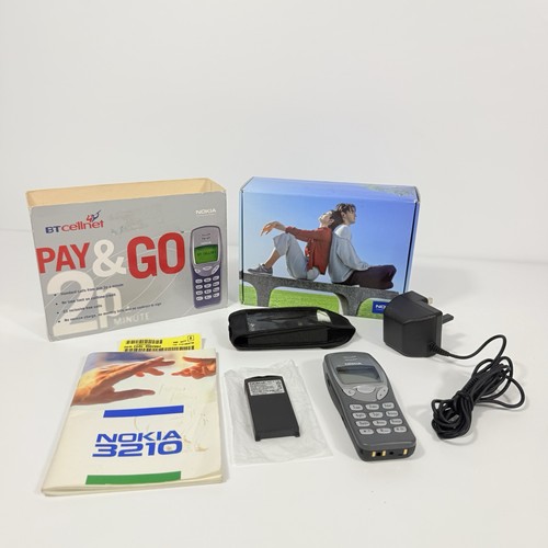 Nokia 3210 original boxed - nokia,