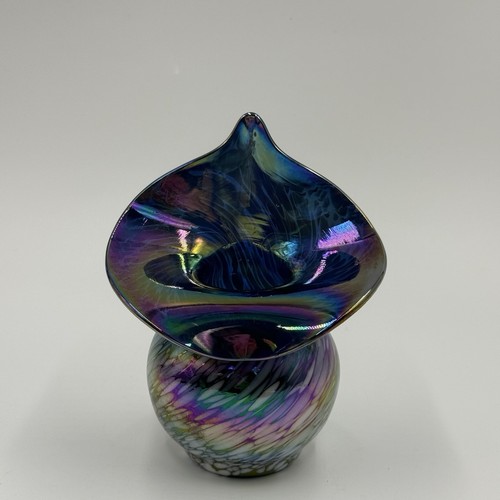 Iridescent cobalt blue white - iridescent,