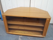 Ercol Windsor Light Corner TV