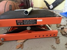 Motorcycle Scissor Lift.  Low Profile