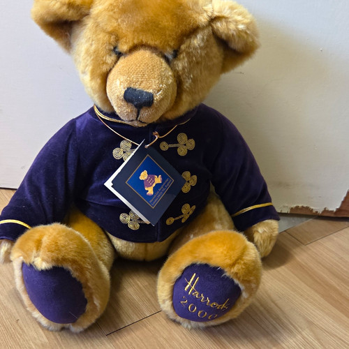 Harrods christmas bear 2000 - harrods,