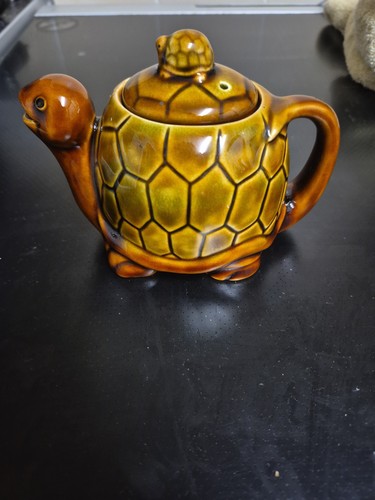 Small vintage tortoise shaped - vintage,