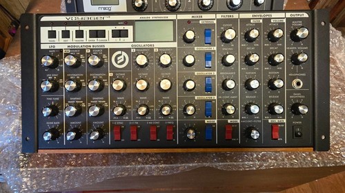 Moog rack minimoog voyager rme - moog,