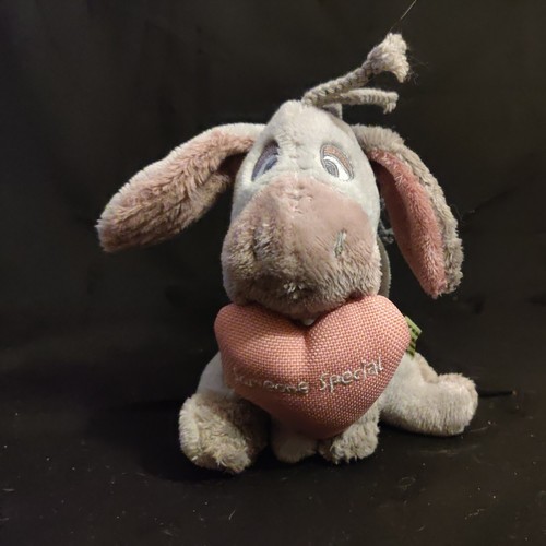 Disney winnie the pooh - winnie, eeyore