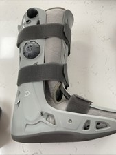 Aircast AirSelect Walker Boot for Ankle, Foot, Toe Fracture. 6-8