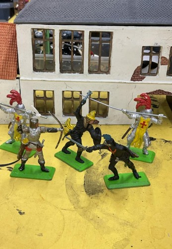 Britains deetail medieval - x,