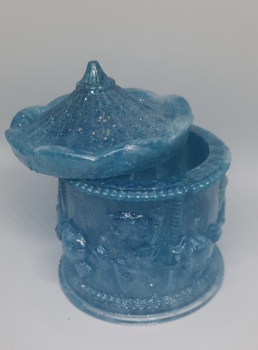 Resin merry round - merry,