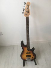 Lakland Skyline 44-02 De-Luxe Bass Guitar