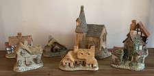 Charming David Winter job lot of 7 cottages 