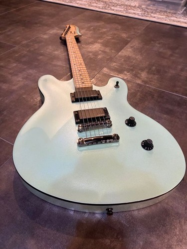 Squier starcaster excellent - squier,