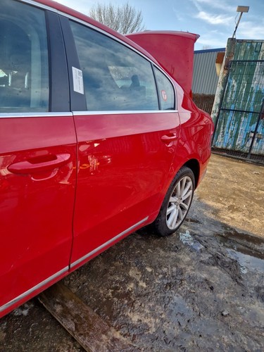 Volkswagen passat saloon - volkswagen,