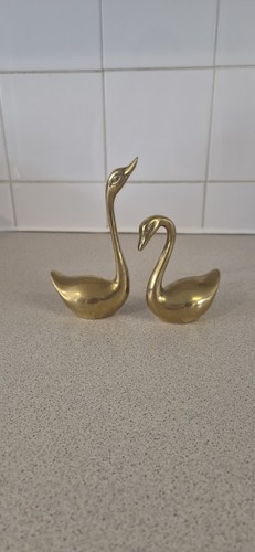 Brass swan ornament - 2, x