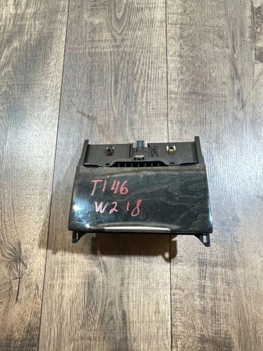 Mercedes benz cls c218 ashtray - mercedes-benz,