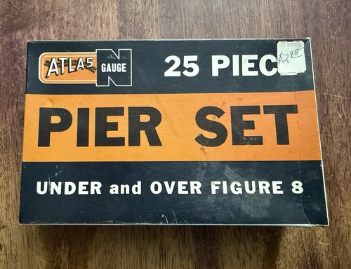 Atlas gauge piece plastic - atlas,