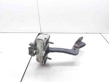 FORD TRANSIT MINIBUS / FITTING