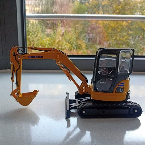 Scale komatsu pc50mr - 1/32,