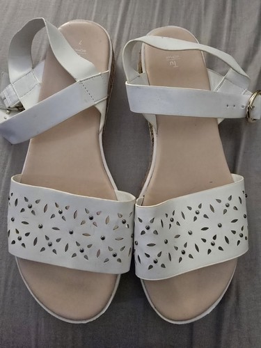 White lazer cut sandals - cut,