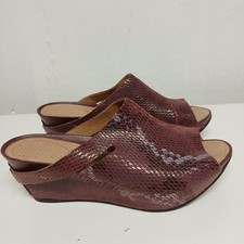 Tsubo Ovid Burgundy Open Toe