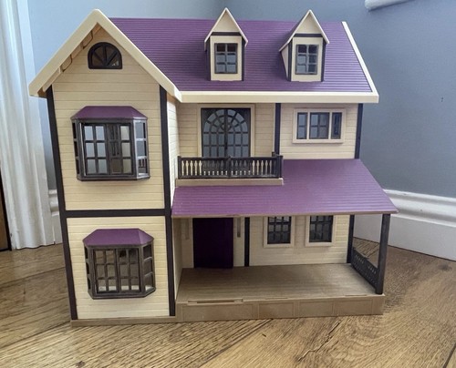 Sylvanian families oakwood - families,
