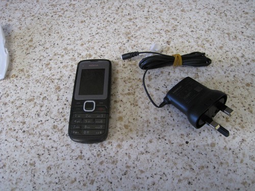 Nokia dark grey - c1-01,