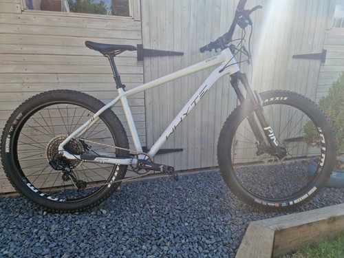 Whyte 905 mountain - mountain, bike