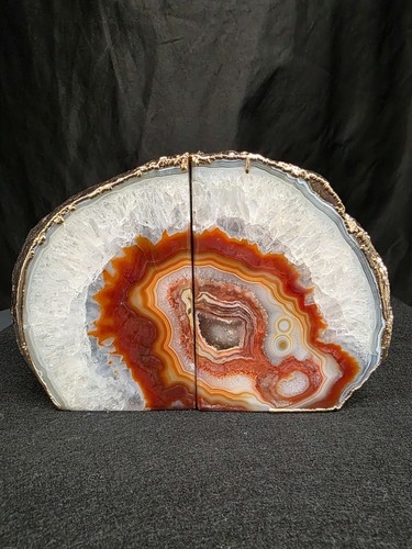 Red agate 24ct - red, gold
